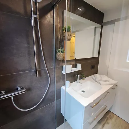 Le Maka - Maison De *